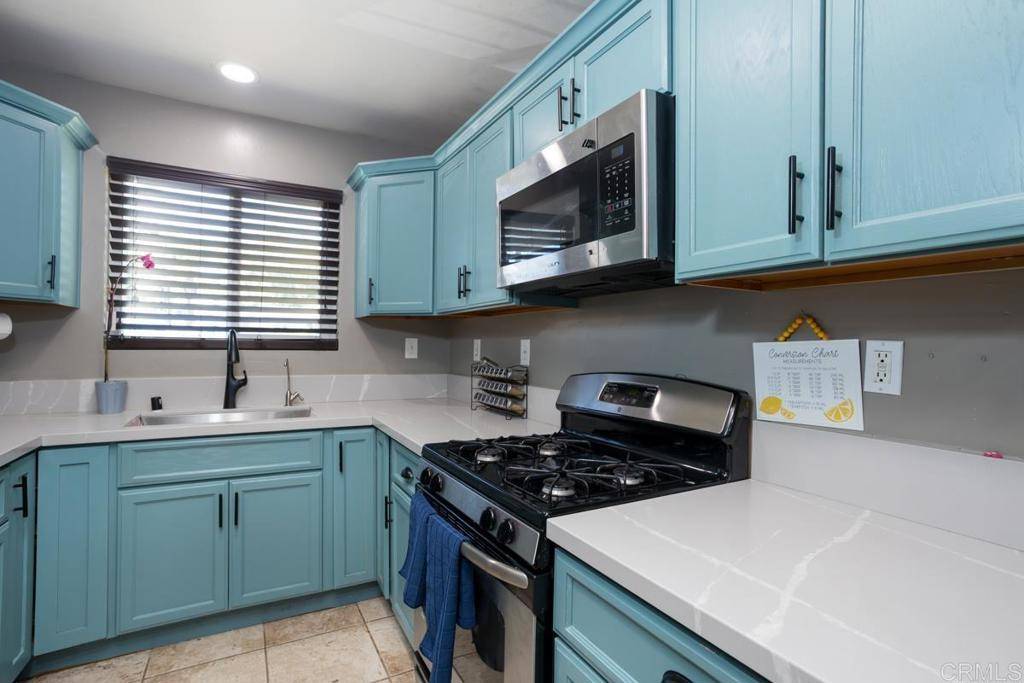 La Mesa, CA 91941,3443 Trophy DR