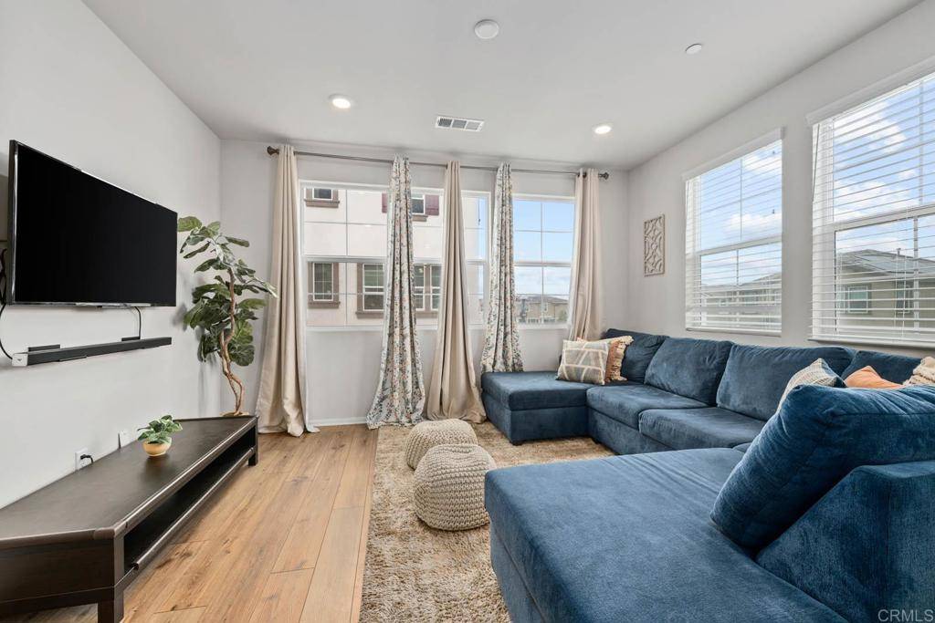 Temecula, CA 92591,40521 Melrose Dr