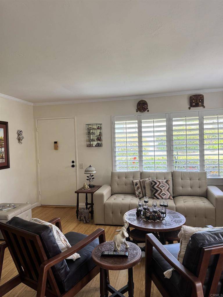 San Diego, CA 92122,7975 Playmor Terrace