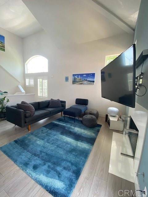 San Diego, CA 92122,7215 Calabria Ct