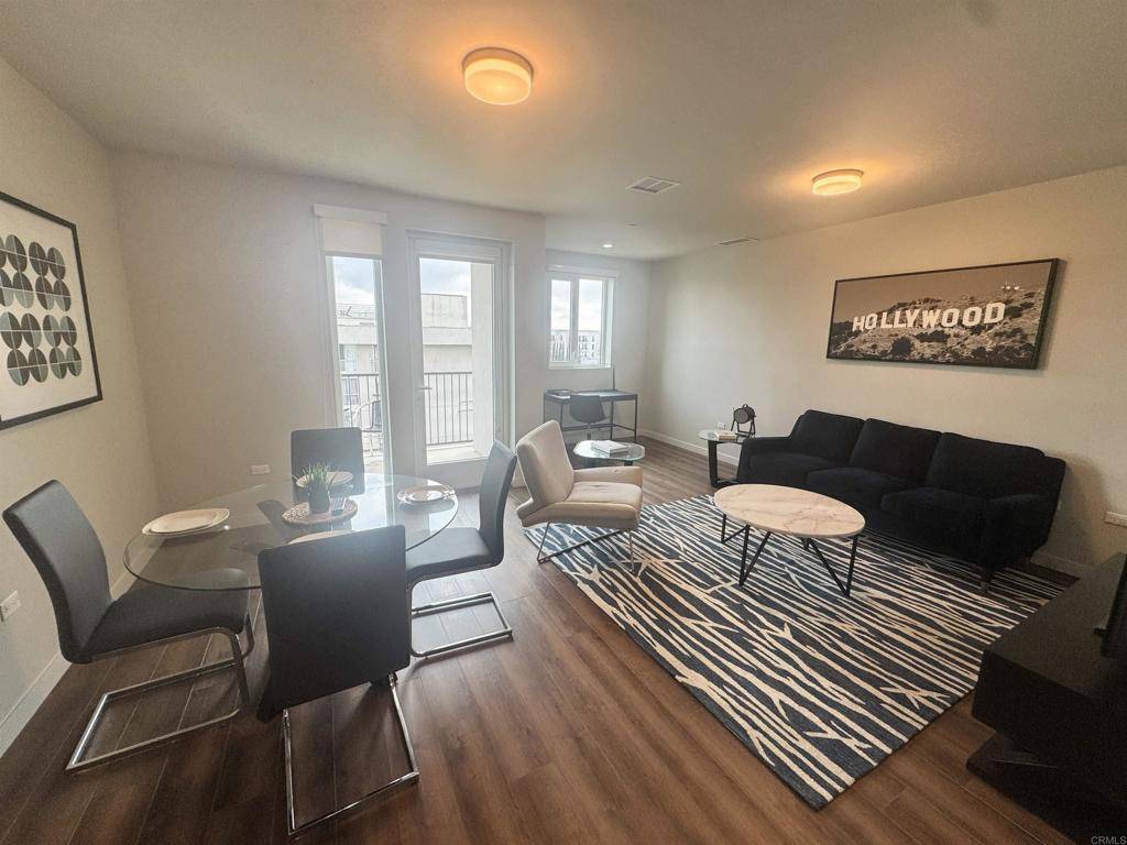 Hollywood, CA 90028,1818 N Cherokee AVE #504
