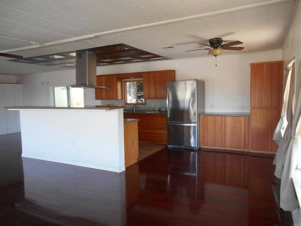 San Diego, CA 92105,2003 Bayview Hts #80