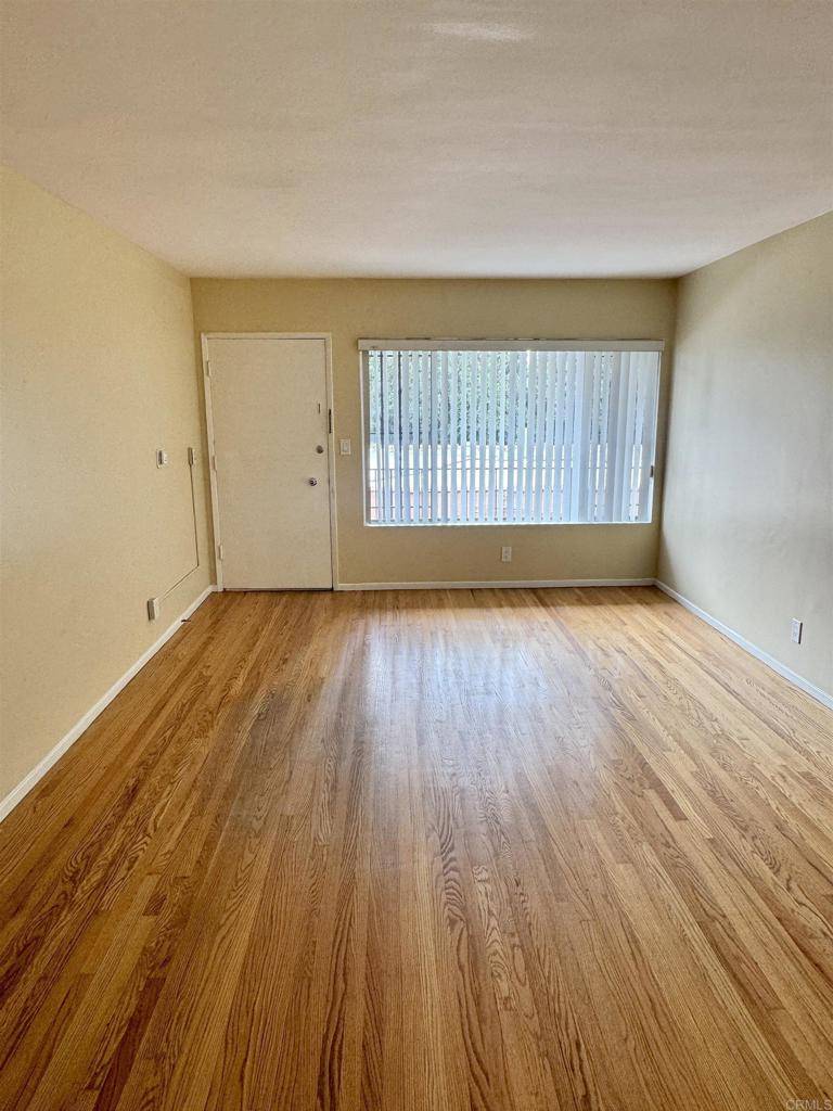 West Hollywood, CA 90046,816 N Hayworth AVE #7