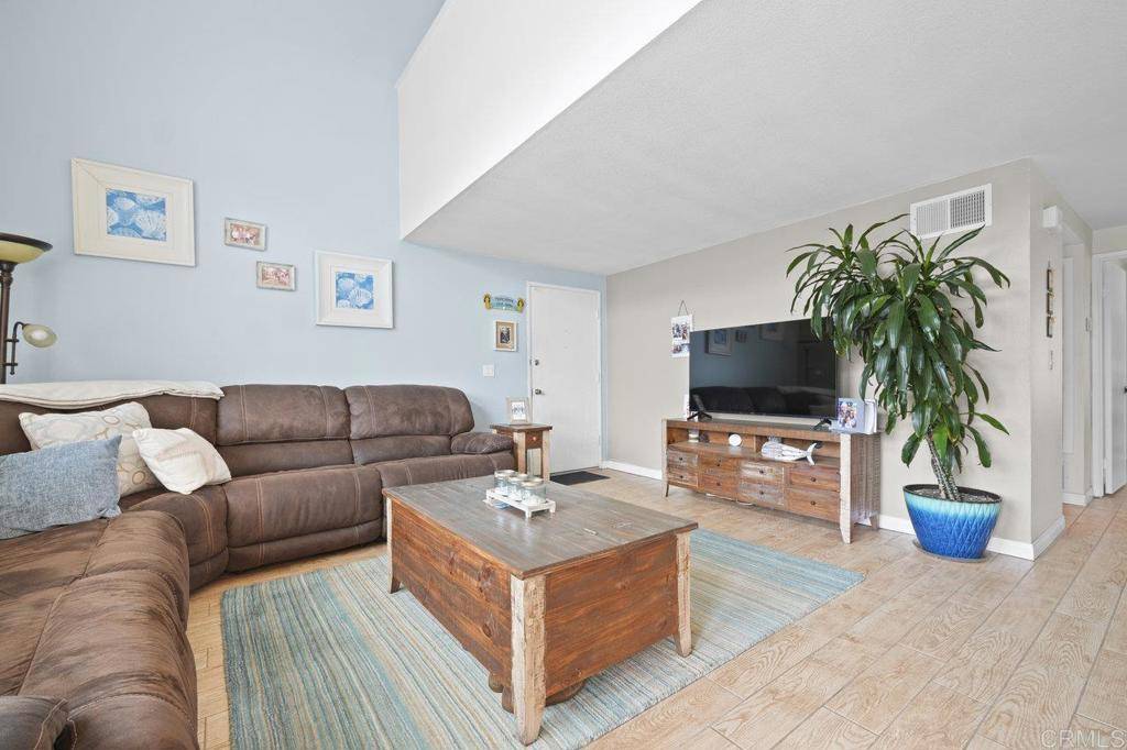 San Diego, CA 92154,1620 Oro Vista RD N #214