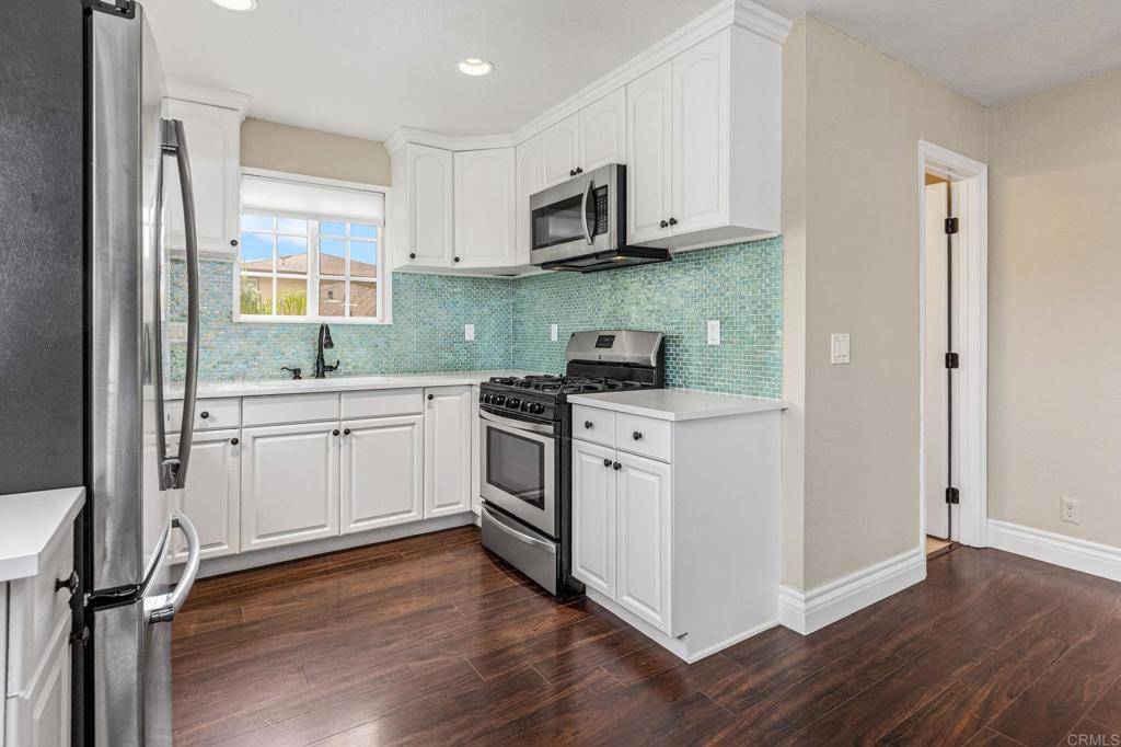 San Diego, CA 92111,6704 Tait ST