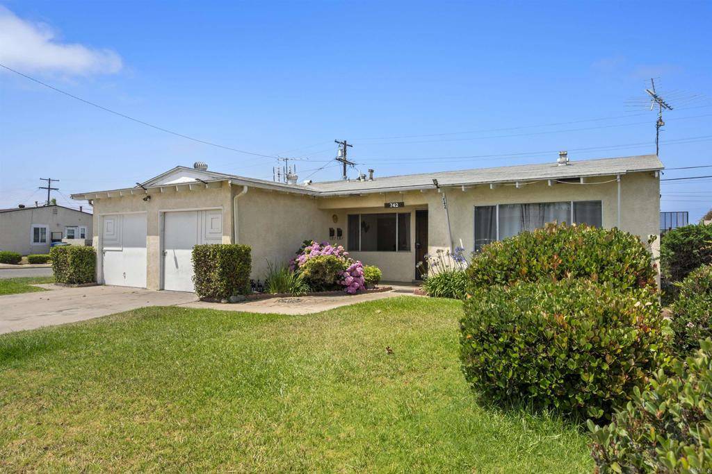 Chula Vista, CA 91910,742 Jefferson AVE #A & B