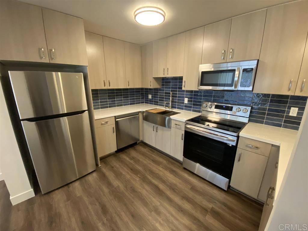 El Cajon, CA 92021,745 E Bradley AVE #27