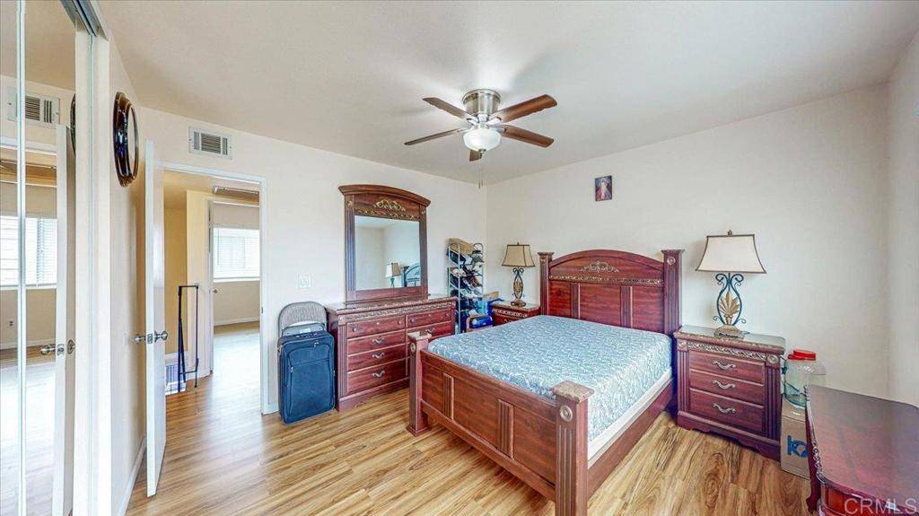 El Cajon, CA 92021,166 N 1St #21