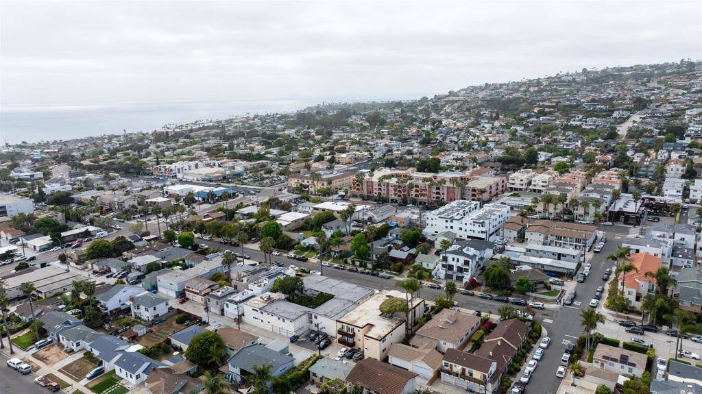 San Diego, CA 92109,901 Sapphire ST