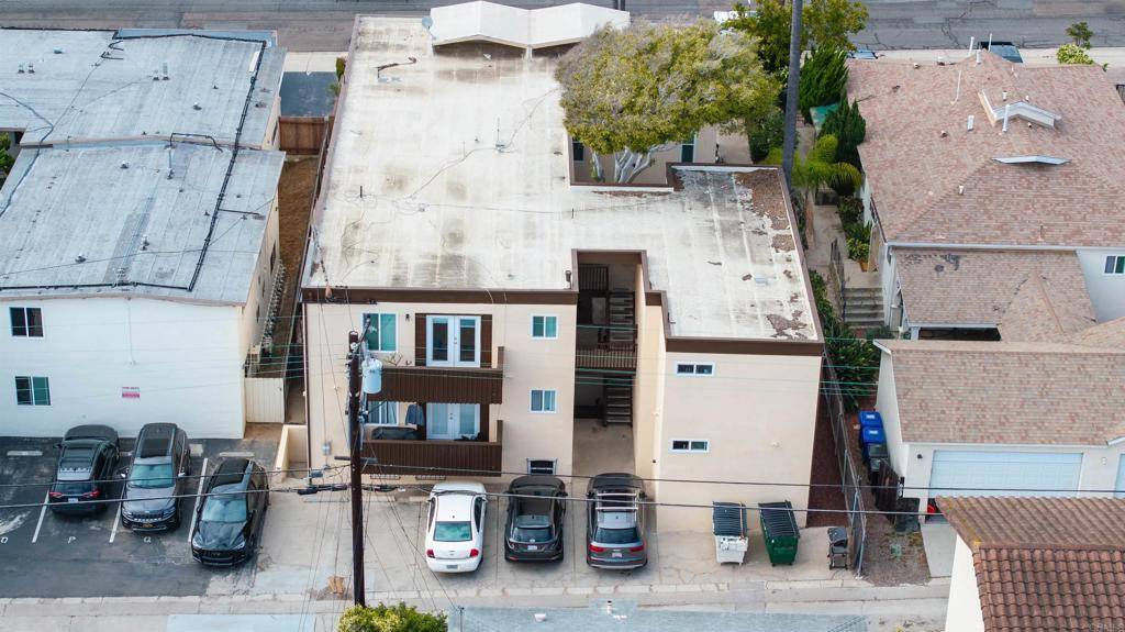 San Diego, CA 92109,901 Sapphire ST