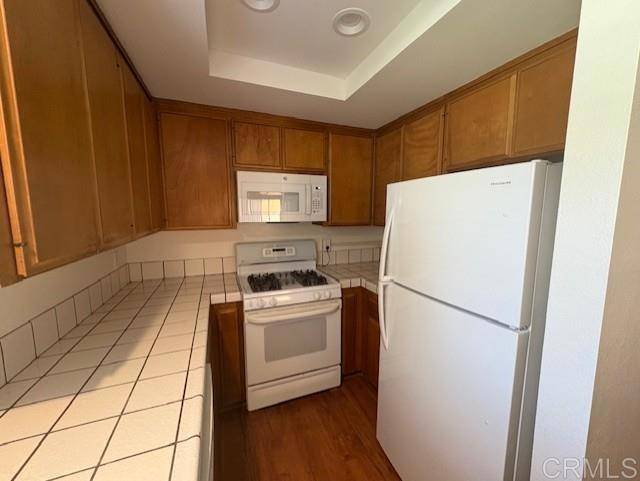 Coronado, CA 92118,567 F AVE