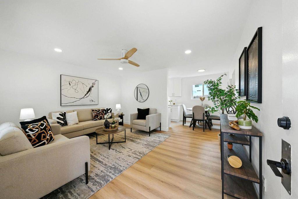 East San Diego, CA 92105,4161 Winona Ave #4