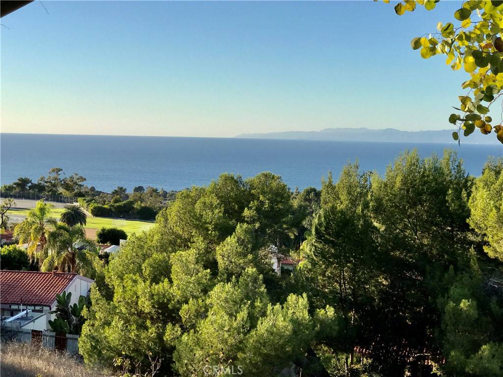 Palos Verdes Estates, CA 90274,1300 Via Coronel