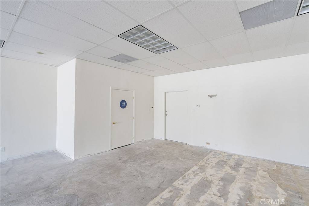Thousand Oaks, CA 91362,2410 E Thousand Oaks BLVD