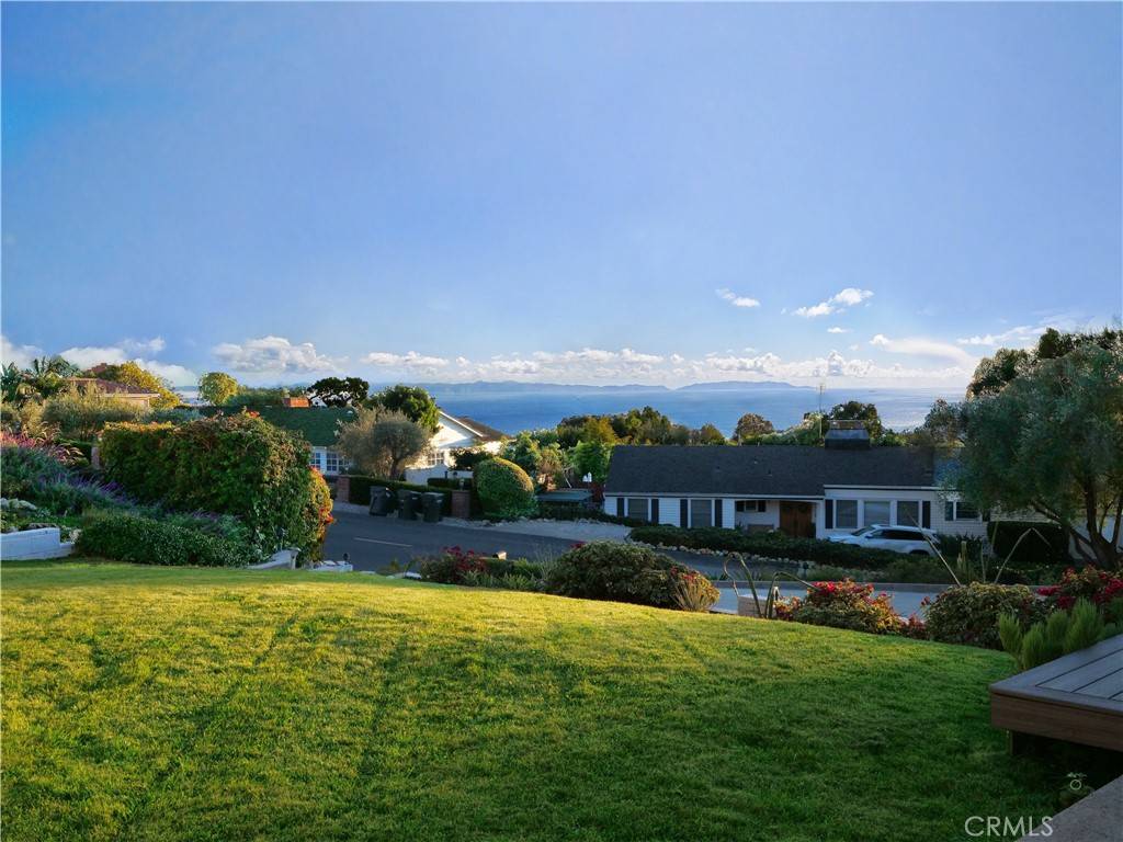 Rancho Palos Verdes, CA 90275,26 Oceanaire DR