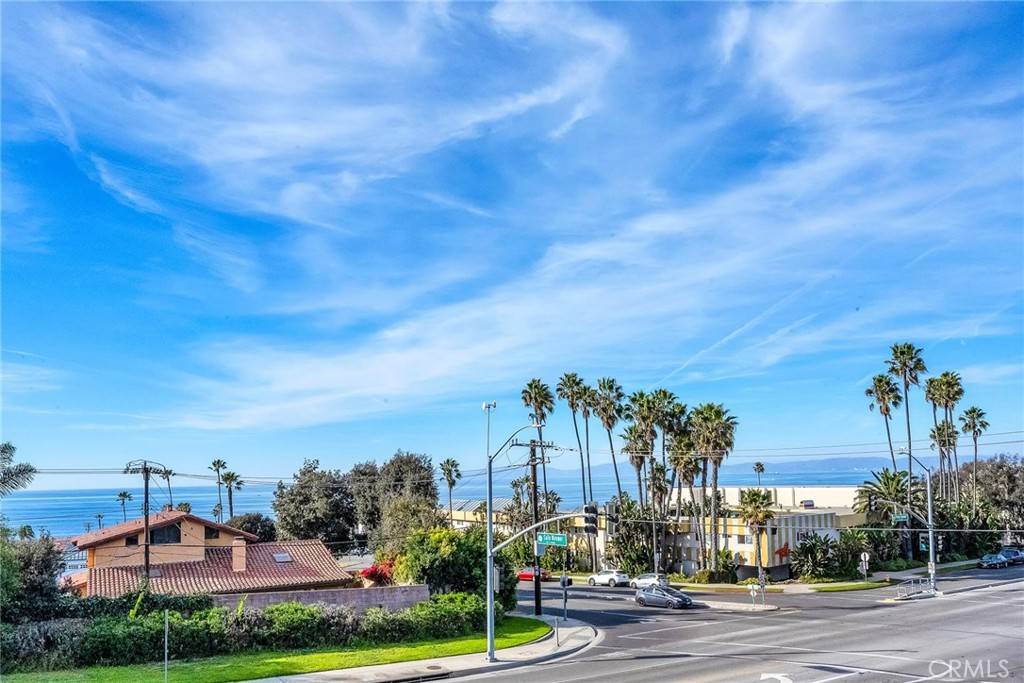 Redondo Beach, CA 90277,412 Calle Miramar