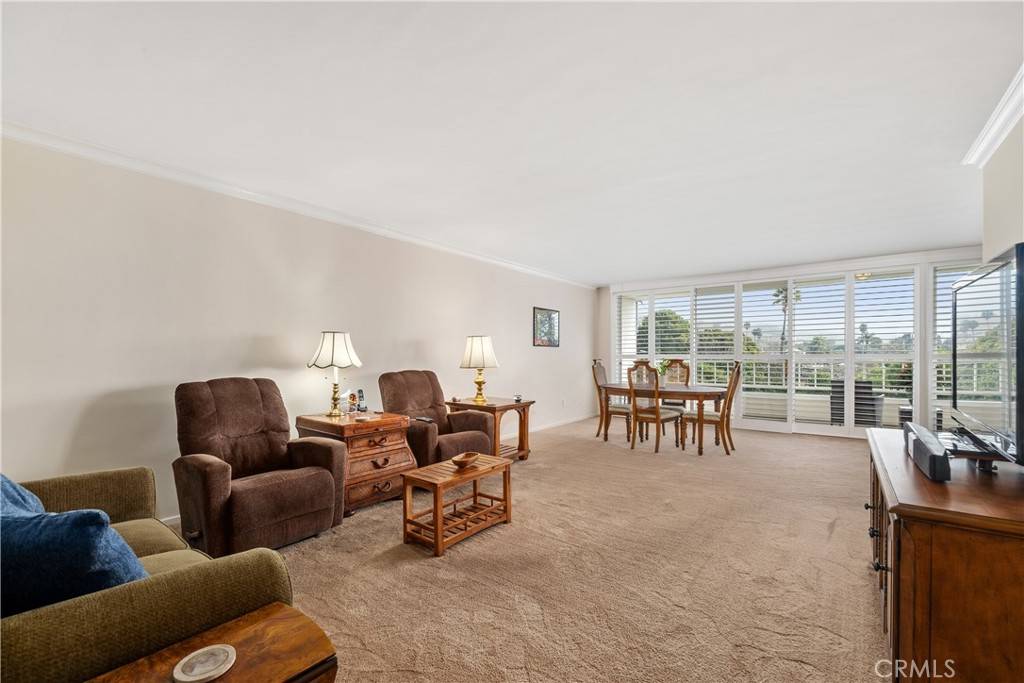 Rancho Palos Verdes, CA 90275,32679 Seagate DR #204