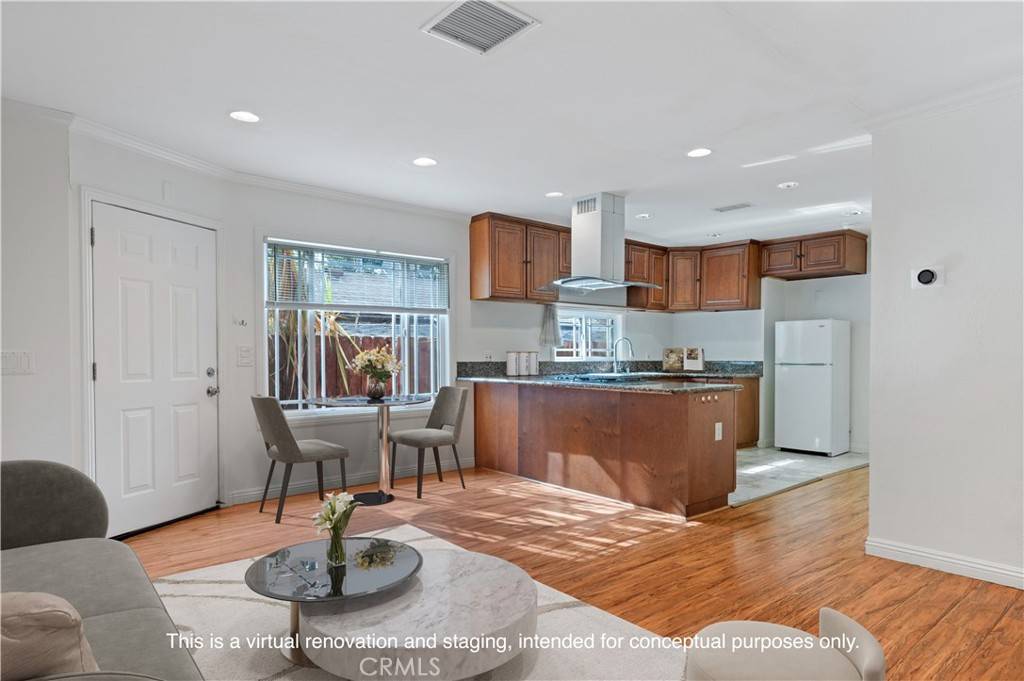 Los Angeles, CA 90004,317 -319 N Commonwealth AVE