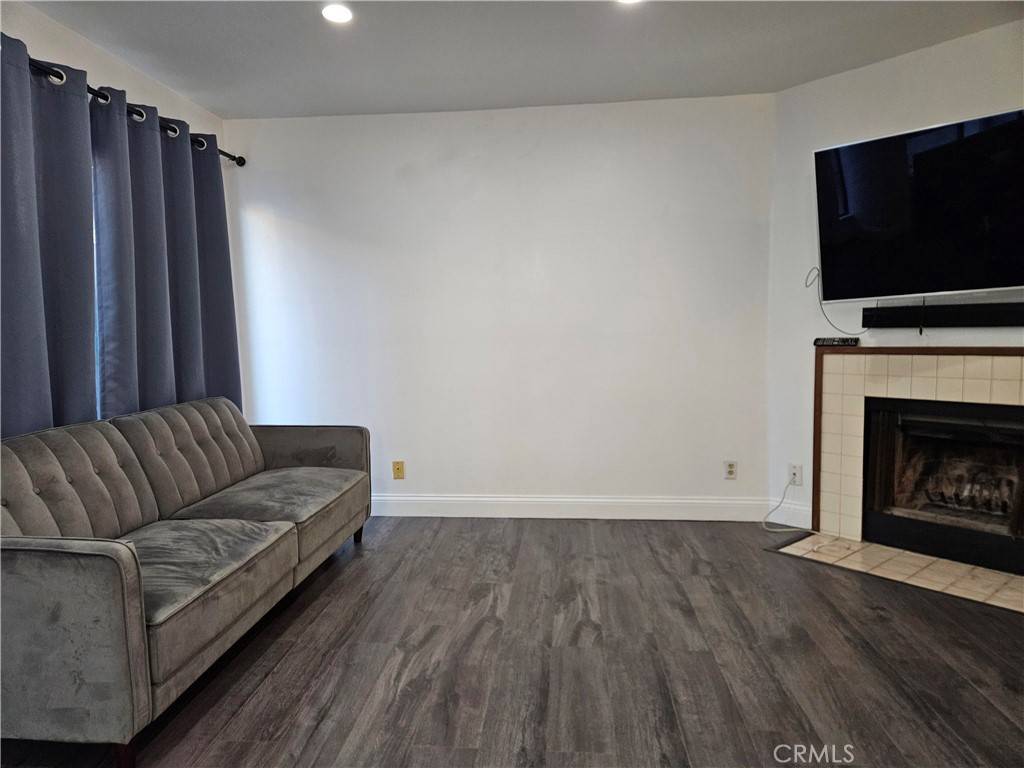 Carson, CA 90746,803 E Victoria ST #116