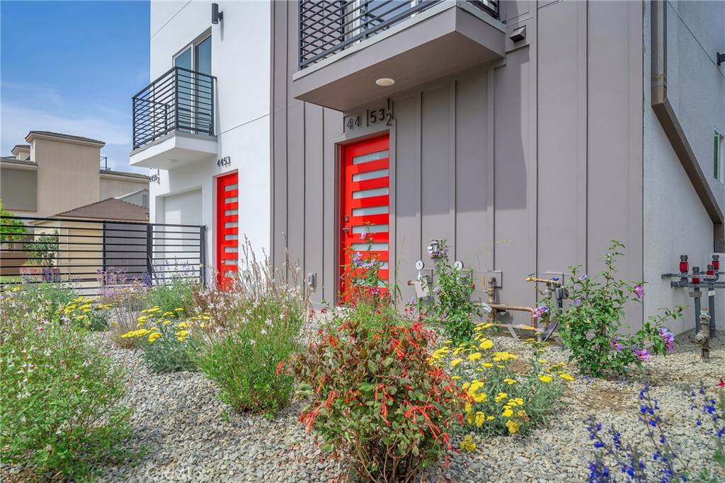 Studio City, CA 91602,4453 Colfax Ave #1