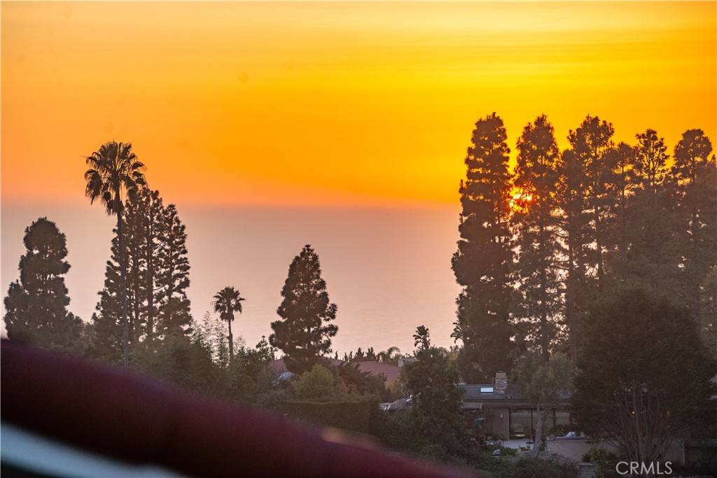 Rancho Palos Verdes, CA 90275,25 Ocean Crest CT