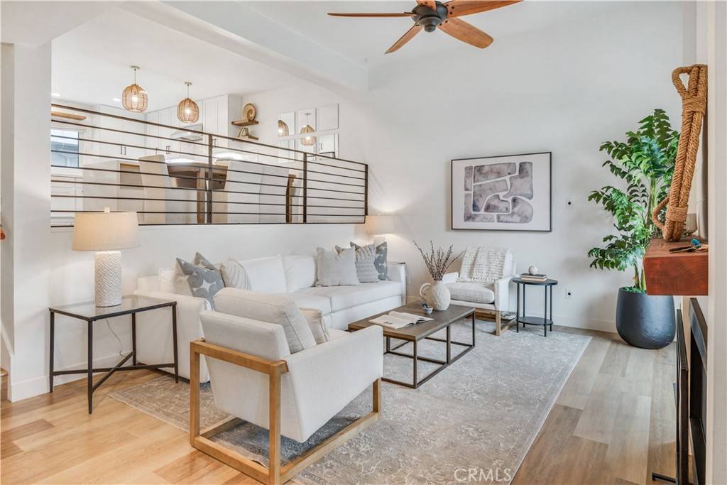 Marina Del Rey, CA 90292,13232 Fiji WAY #G