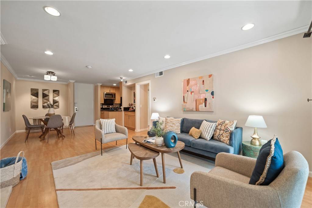Culver City, CA 90230,8108 Raintree CIR