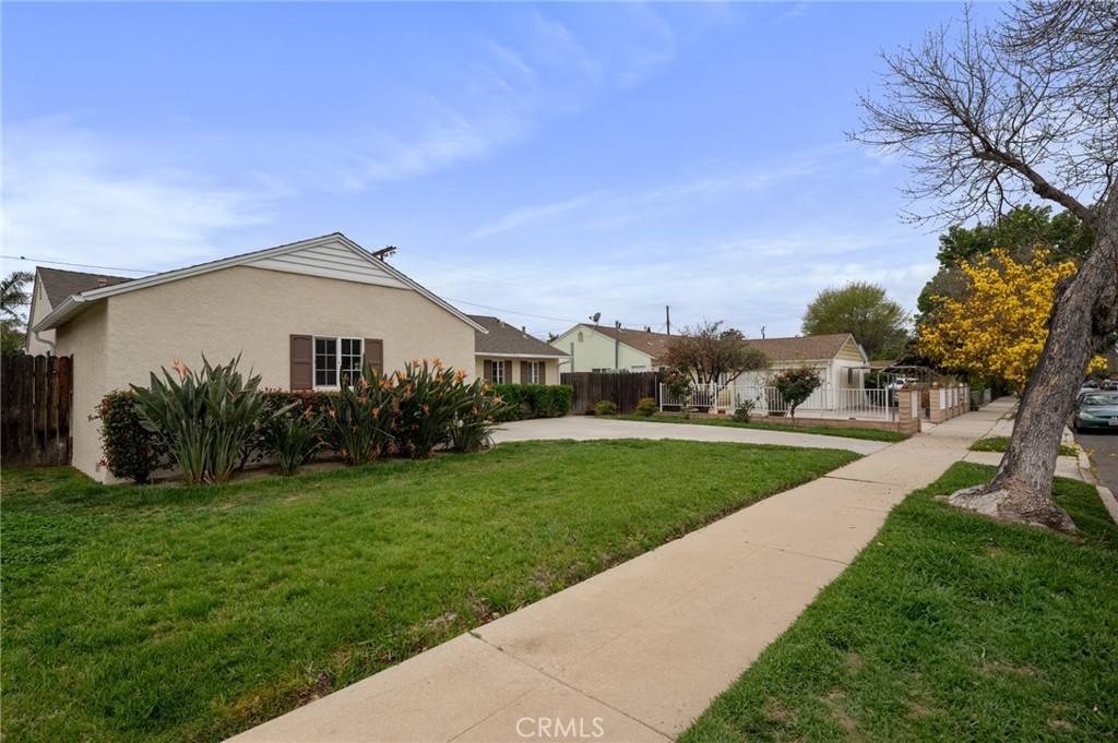 Reseda, CA 91335,17800 Burton ST