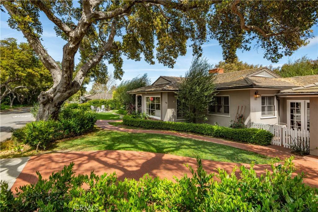 Palos Verdes Estates, CA 90274,300 Via Alcance