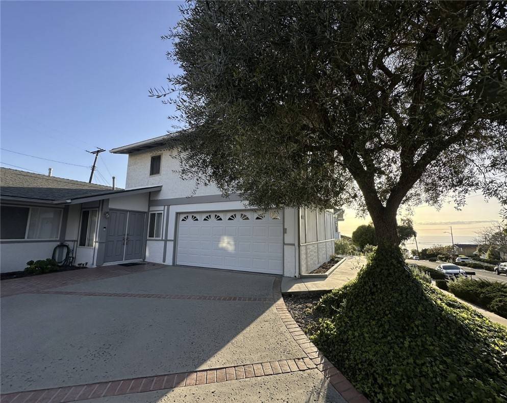 Rancho Palos Verdes, CA 90275,6638 Monero DR