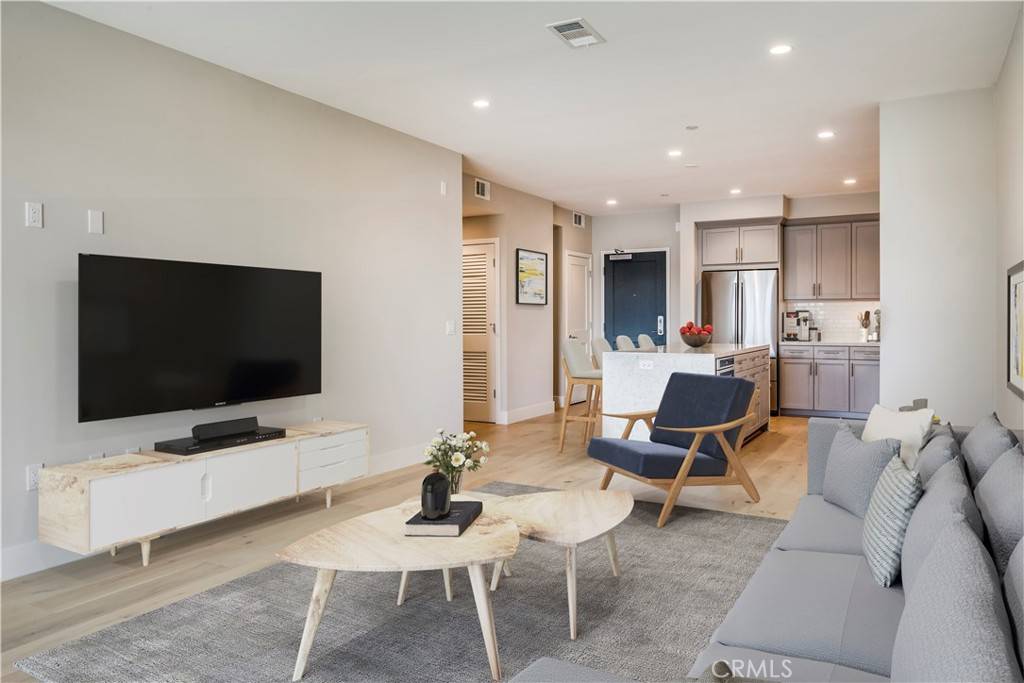 Redondo Beach, CA 90277,1920 S Pacific Coast HWY #213
