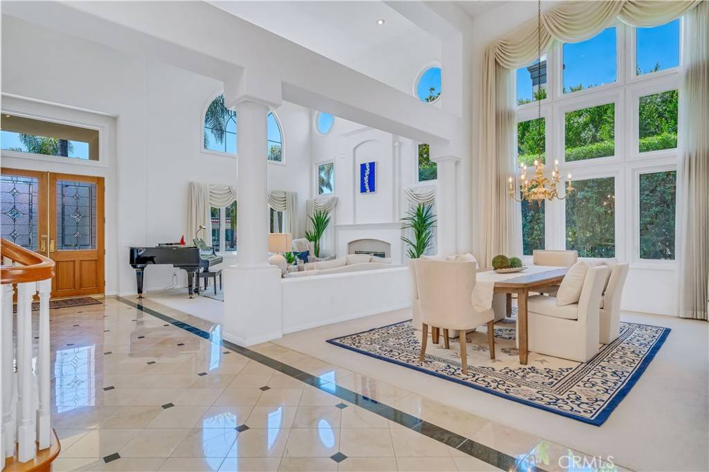 Rancho Palos Verdes, CA 90275,48 Via Porto Grande