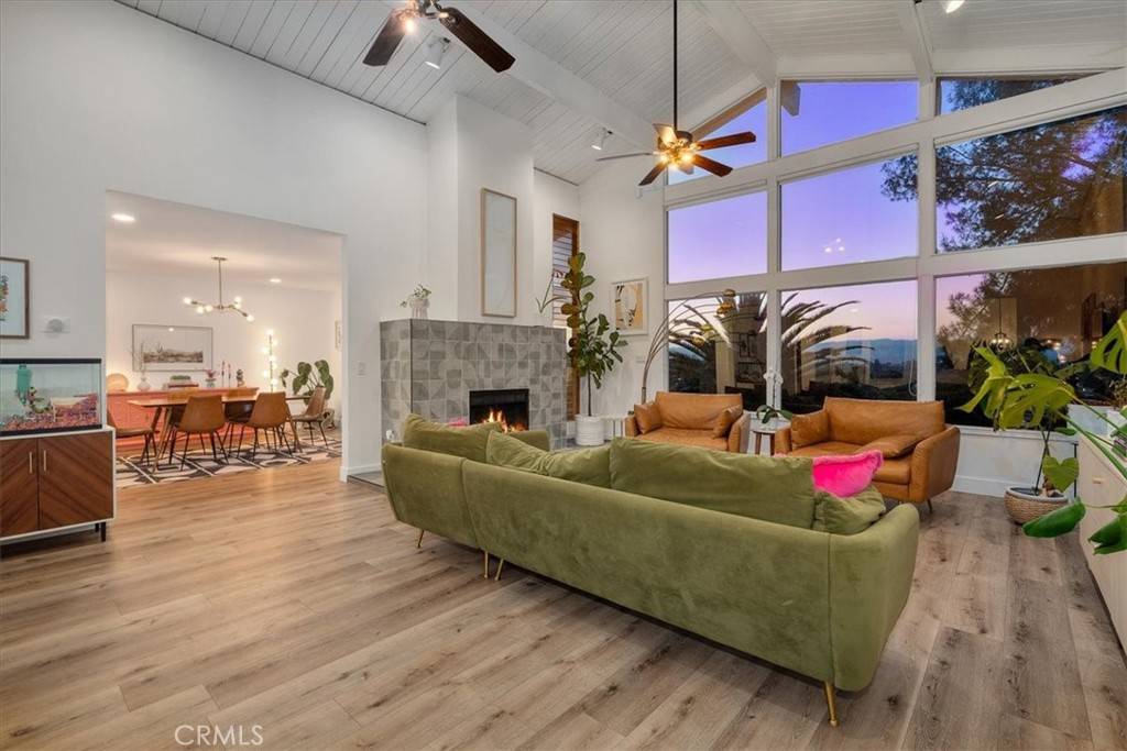 Woodland Hills, CA 91364,5291 Darro RD