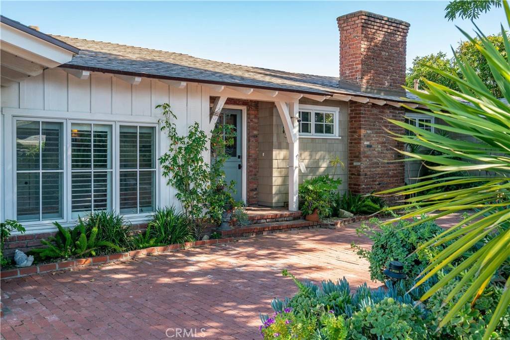 Palos Verdes Peninsula, CA 90274,27064 Sunnyridge RD
