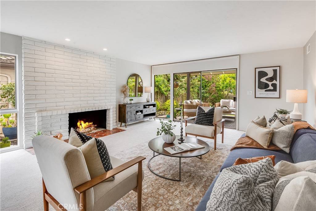 Palos Verdes Estates, CA 90274,425 Avenida Mirola