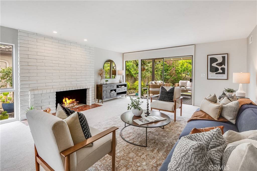 Palos Verdes Estates, CA 90274,425 Avenida Mirola
