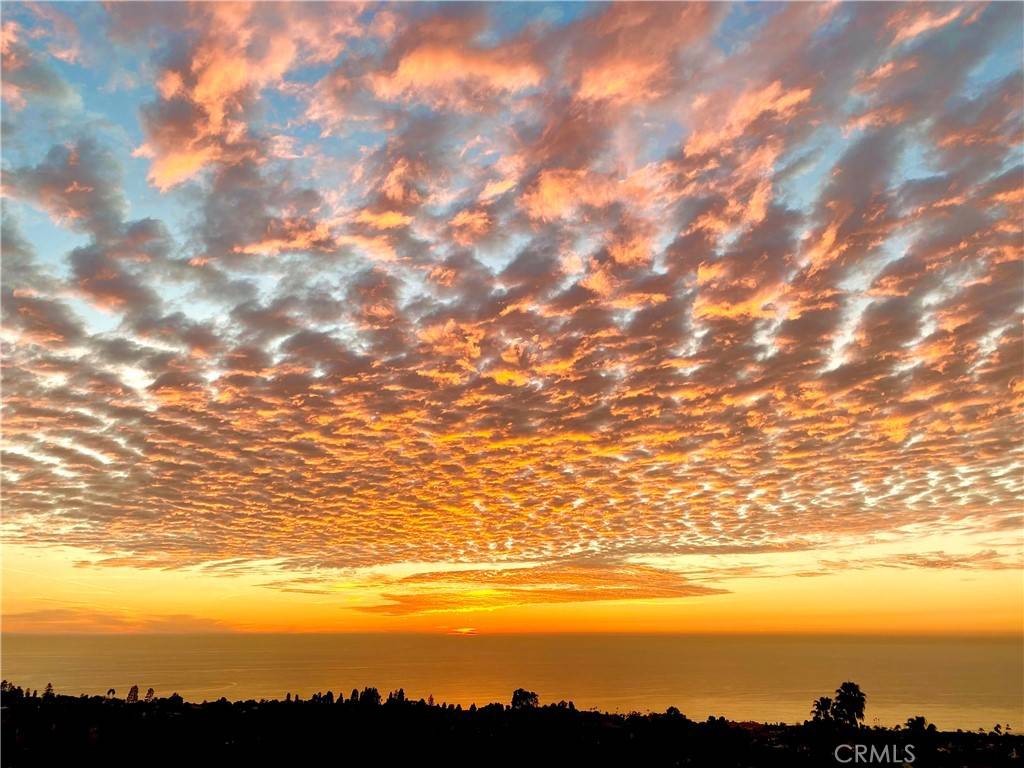 Rancho Palos Verdes, CA 90275,29127 Covecrest Drive
