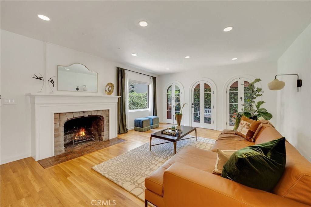 Long Beach, CA 90807,440 W San Antonio DR
