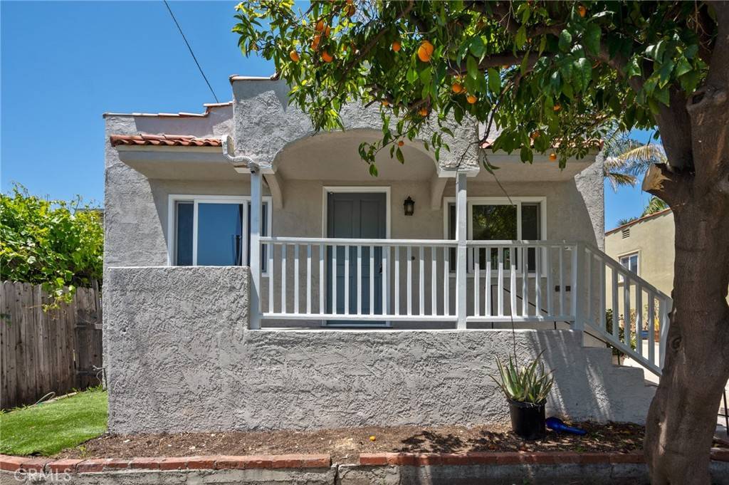 San Pedro, CA 90731,827 S Leland ST