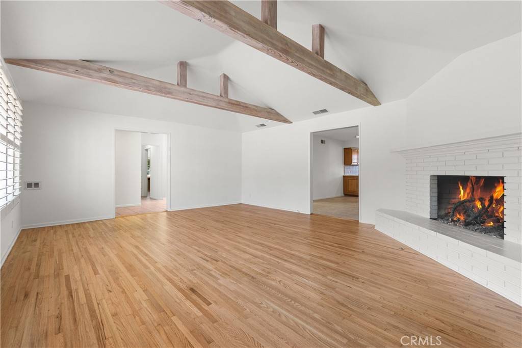 Redondo Beach, CA 90277,425 Calle De Castellana