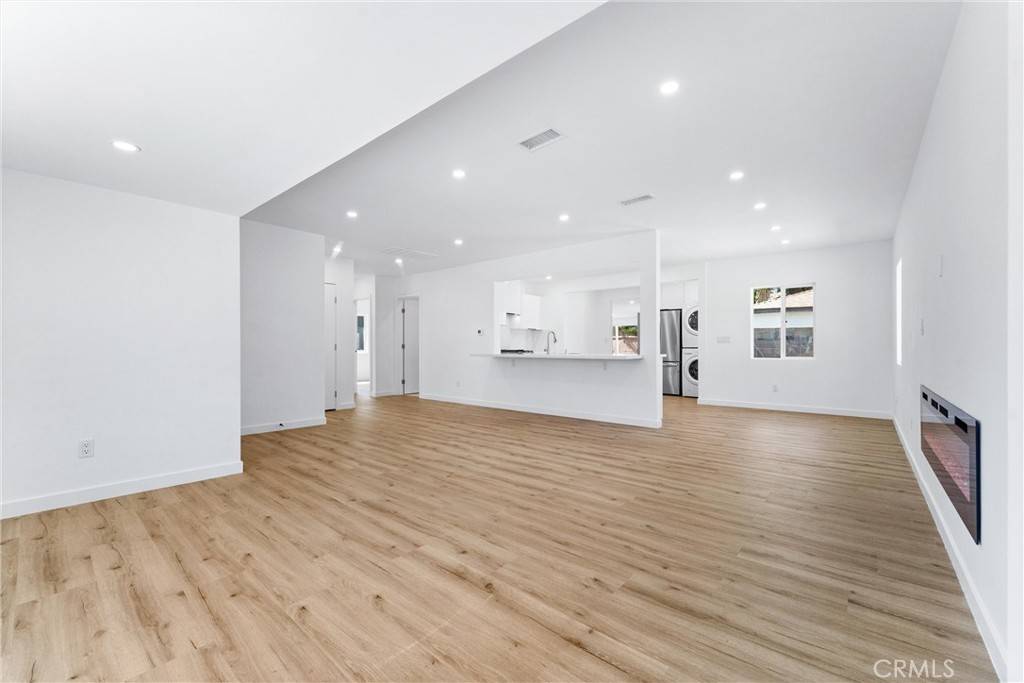 Redondo Beach, CA 90278,2731 Armour LN