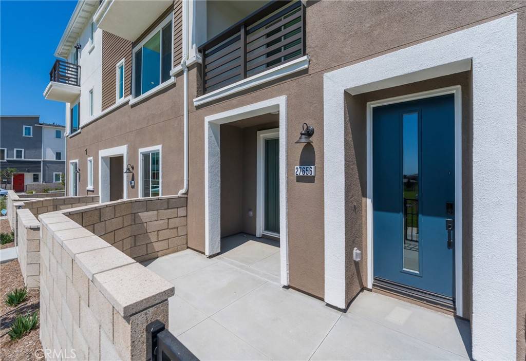 San Pedro, CA 90732,27656 Skyline LN