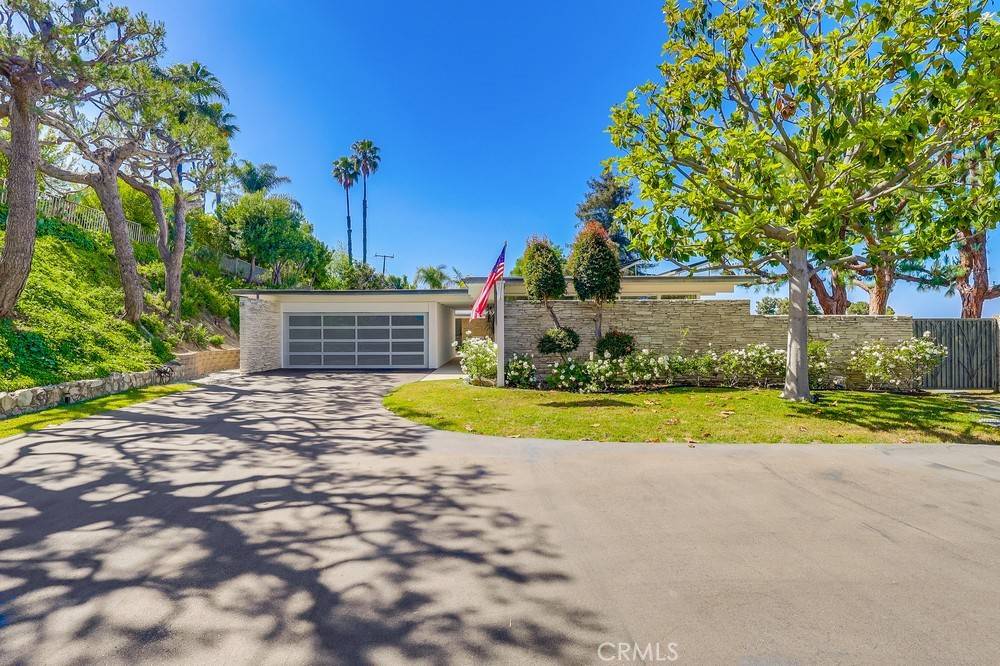 Rancho Palos Verdes, CA 90275,27649 Palos Verdes Drive East