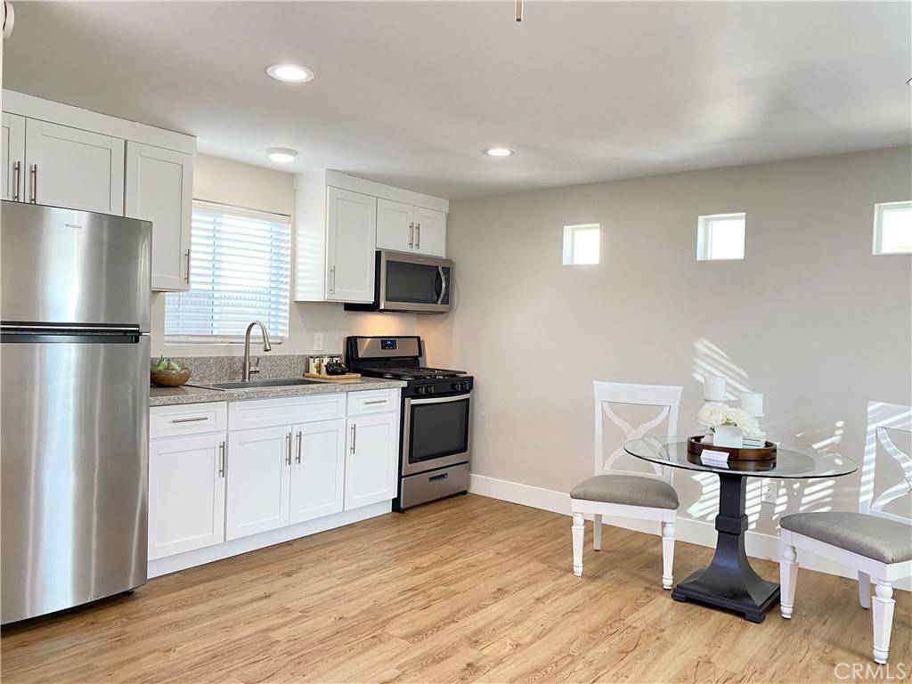 Torrance, CA 90505,24215 Park