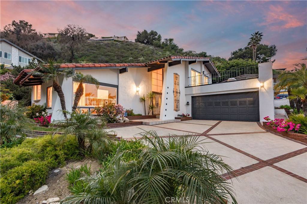 Rancho Palos Verdes, CA 90275,30047 Knoll View DR