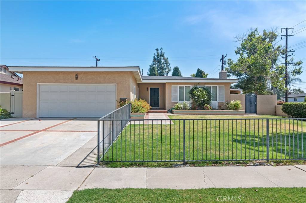 Santa Ana, CA 92705,1702 Albion AVE