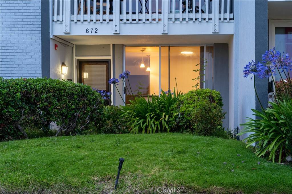 Redondo Beach, CA 90277,670 The Village