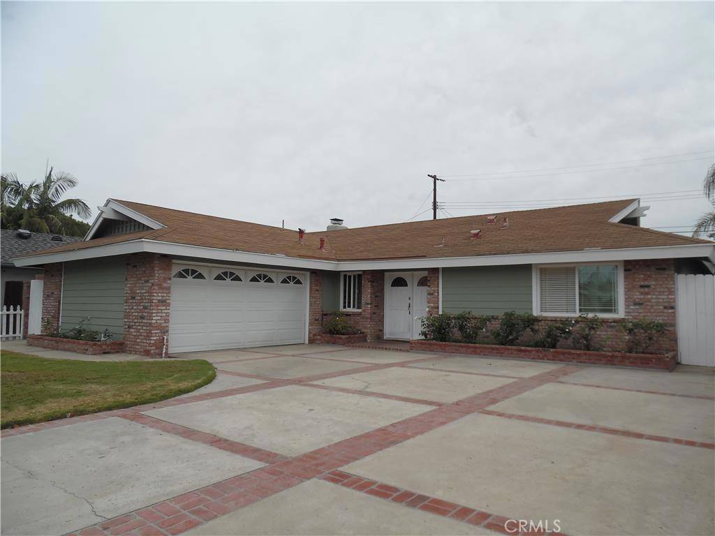 Huntington Beach, CA 92649,16112 Eagle LN