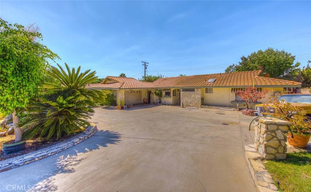 North Tustin, CA 92705,13941 Hewes AVE