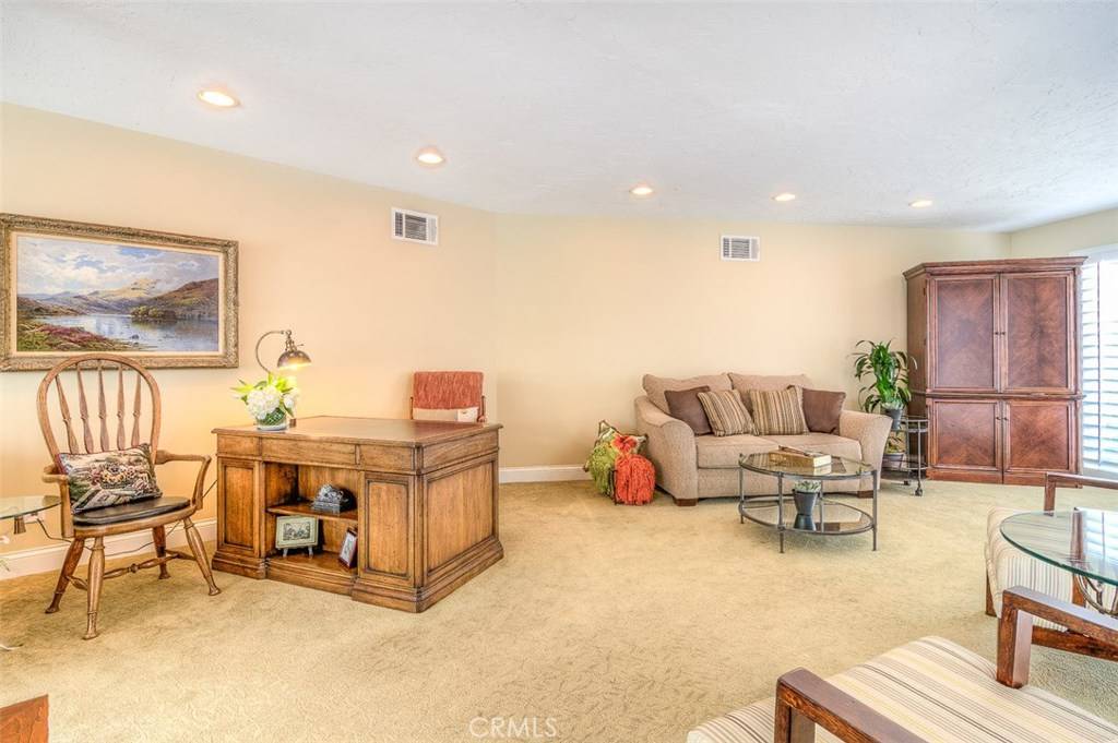 Costa Mesa, CA 92626,1784 Panay CIR